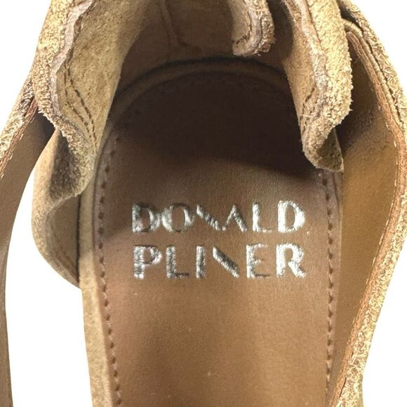 Donald Pliner Perra Block Heel Peep Toe Sandals - Size 8 - Picture 7 of 10